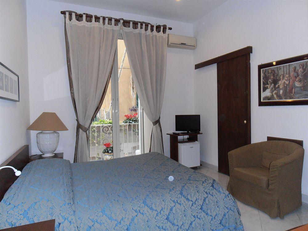 Plebiscito 3* Napoli